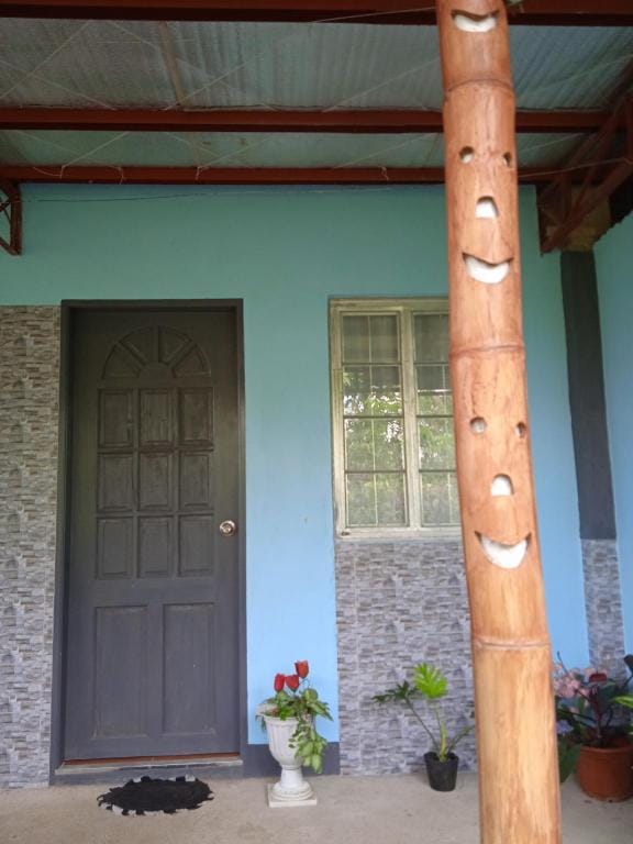 Sarah's Garden BnB & Spa Apartment in Central Visayas
