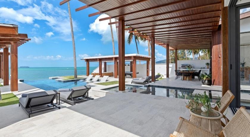 Villa Hanna Luxury Beachfront Koh Samui Villa in Ko Samui