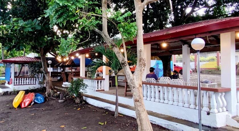 Leynes Taal lake Resort and Hostel Hostel in Tagaytay