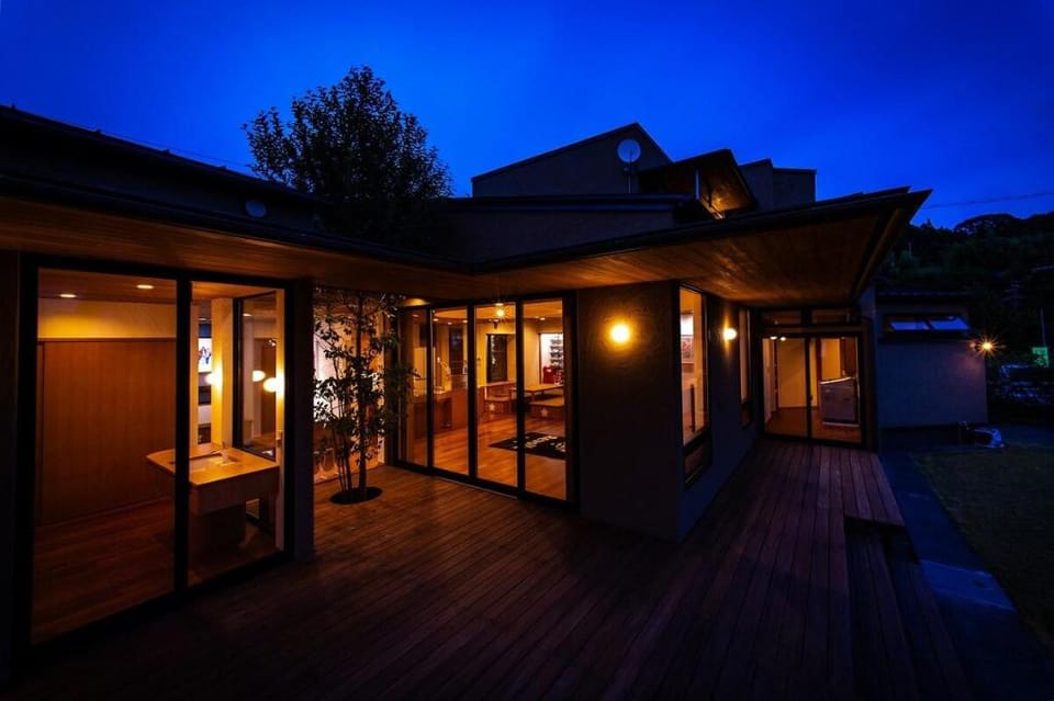 Villa Revolla　隠れ家アートヴィラ    Villa in Shizuoka Prefecture