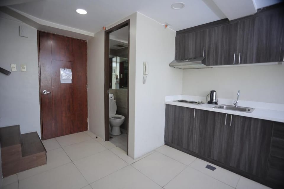Loft Unit in New Manila Quezon City Apartment in Quezon City