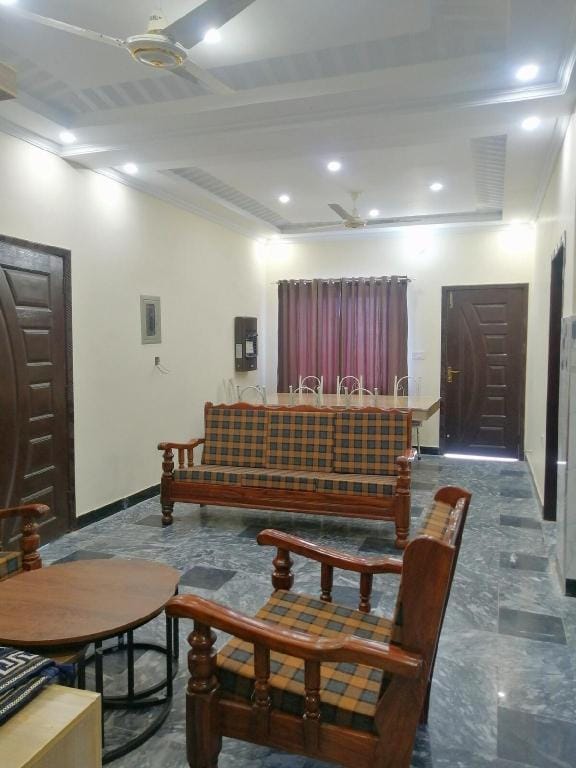 Navid's Holiday Resort & Hotel, Murree Apartment 3 Vacation rental in Punjab