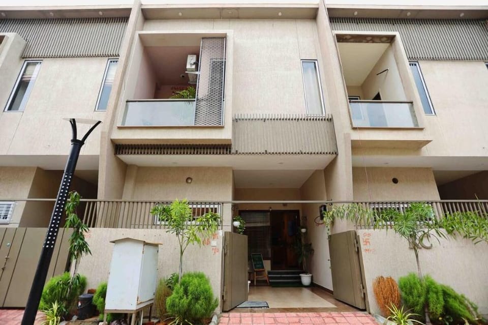 Orchid Villa, By Make A Wish Villa in Jaipur