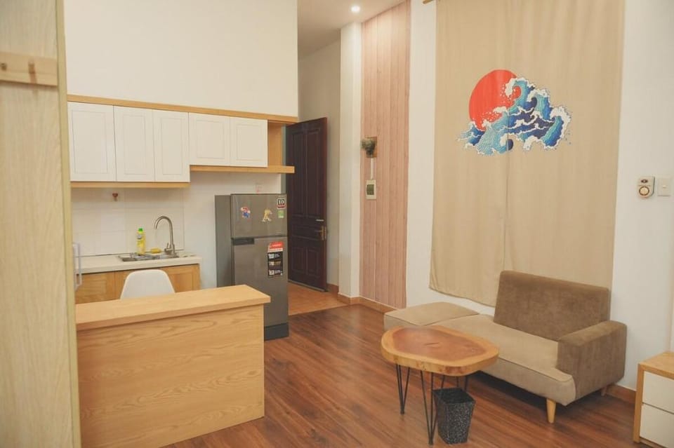 Cozy Apt w/ Balcony in DT, self check-in Vacation rental in Hanoi