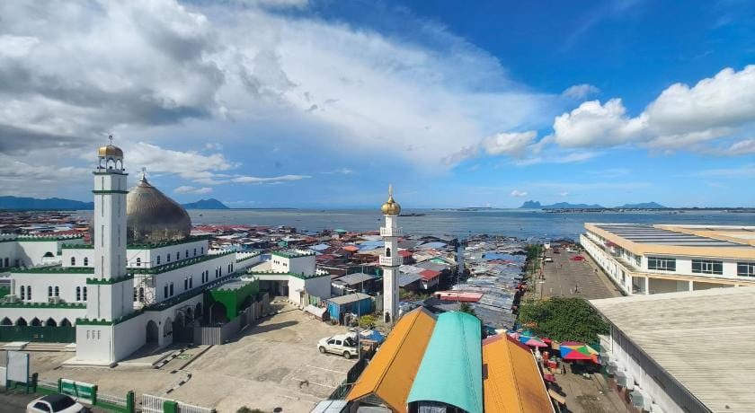 MONAlisa Guest House Hotel in Sabah