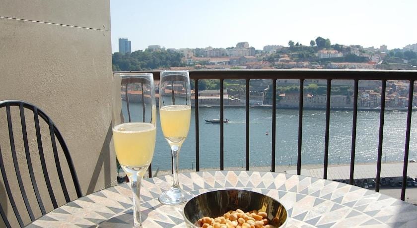 Top Flat Apartment in Porto