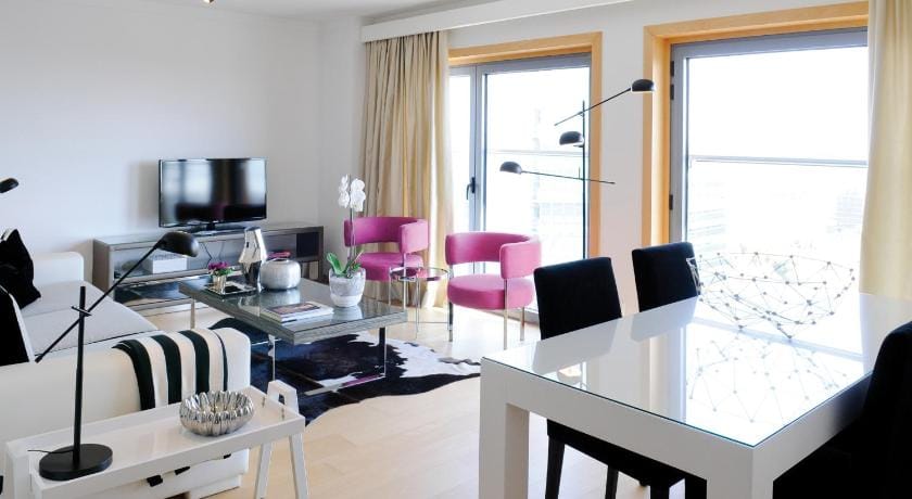 Panoramic Living Apartment in Lisbon