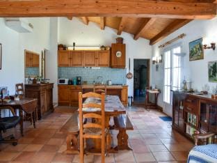 Spacious Holiday Home near Sea in Loix Vacation rental in Nouvelle-Aquitaine