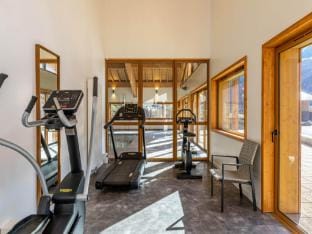 Sunny Terrace  Ski Access Apartment in Haute-Savoie