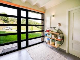 Nice cottage in Cataluña w/  Vacation rental in Berguedà