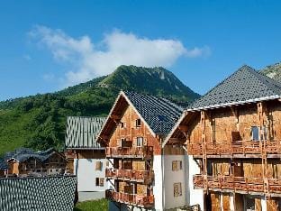 Apartment in French Alps with Balcony Apartment in Saint-Sorlin-d'Arves