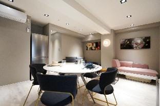 Real Life KUDANSHITA chic 2-bedroom/6pax/3mins subway station Apartment in Japan