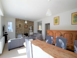 Relaxing Villa in Namur with Fenced Garden Villa in Wallonia, Belgium