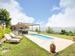 Belvilla by OYO Villa in Torre di Ruggiero Villa in Calabria