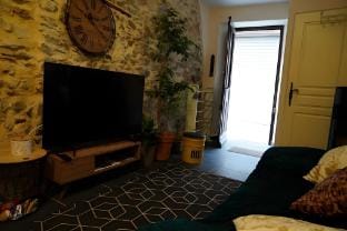 Beautiful holiday home with fireplace Vacation rental in Occitanie