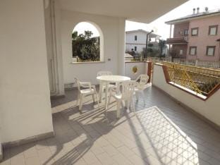 Villa Rosa Relaxing Retreat by the Sea Apartment in Abruzzo