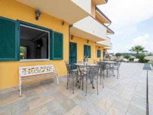 Villa with Pool in Paestum Villa in Campania