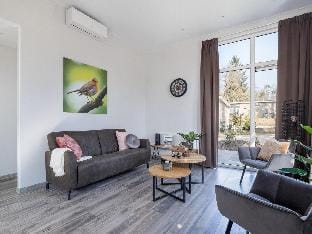 Luxury Stay Near Veluwe Park Vacation rental in Hoenderloo