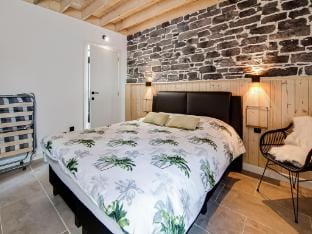 Modern Wellness Stay, Erezee Vacation rental in Wallonia, Belgium