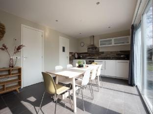 Cozy vacation home with a hot tub Vacation rental in Callantsoog