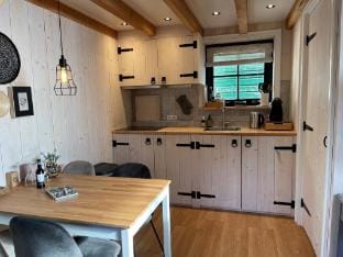 Inviting chalet in Monnickendam with garden Vacation rental in North Holland (province)