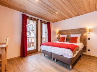 Prestigious chalet with views in Vanoise Vacation rental in Peisey-Nancroix