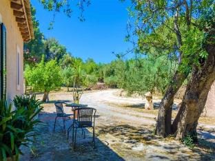 Belvilla by OYO Son Comte X Apartamento Entero Vacation rental in Llevant
