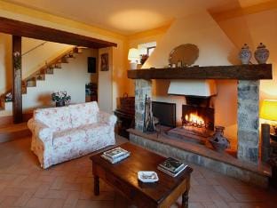 Stylish Cetona Apartment with Pool Vacation rental in Umbria