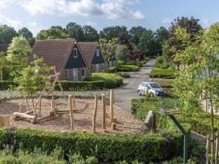 Holiday Home with Garden Vacation rental in Limburg (province)