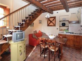 Villa in Montalbano with Scenic Views Vacation rental in Umbria