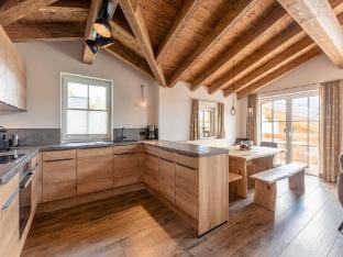Luxurious chalet with sauna near the bathing lake Vacation rental in Salzburgerland