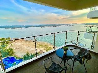 Minsu Sunshine Full BeachView 3BR @ Danga 8-11pax Vacation rental in Johor Bahru