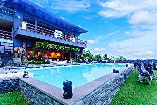 Entire 4BR Private Pool Villa at Ungasan #A10 Villa in Kuta Selatan