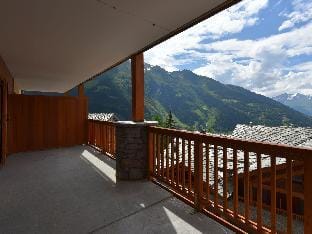 Chalet in France with Premium Alpine Comfort Apartment in Sainte-Foy-Tarentaise