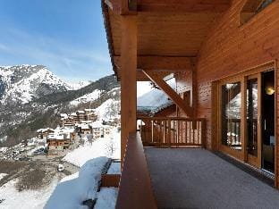 Chalet in France with Premium Alpine Comfort Apartment in Sainte-Foy-Tarentaise