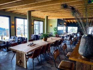 Luxe Apartment w Ski Apartment in Arâches-la-Frasse