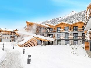 Apartment in Chamonix with Heated Pool Apartment in Chamonix