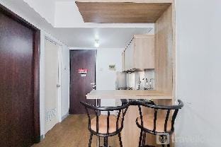 Comfortable Look 2BR Serpong Greenview By Travelio Apartment in Jakarta
