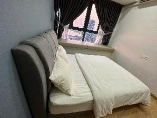 Sunset Cove @ Country Garden Danga Bay Apartment in Johor Bahru
