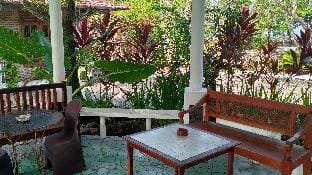 Lucia Cottages Vacation rental in Indonesia