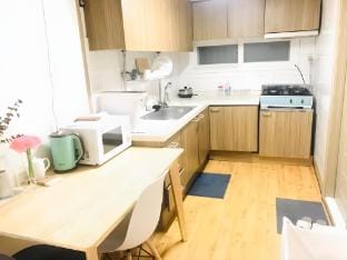 kay R13 Hongdea/sharedbathroom Vacation rental in Seoul