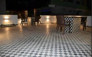 Luxury 2BHK Flat 2Baths Terrace  Lift Park Kitchen Apartment in Rishikesh