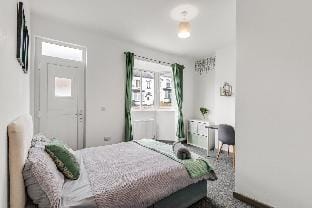 Silver Stag Properties, Ensuite 5 BR House Vacation rental in South Derbyshire District