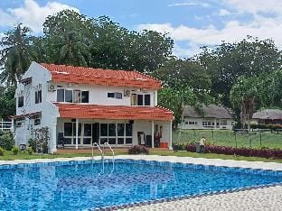 Beach House Port Dickson Villa 1 Villa in Negeri Sembilan, Malaysia