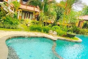 Cozy 2 BR Duplex Share Pool JU52A Villa in Sukawati