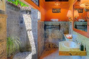 Cozy 1 BR Superior Room Ubud NE33A Vacation rental in Sukawati