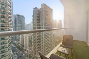 Silkhaus Chic in West Avenue   Pool  Gym Access Apartment in Dubai