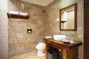 Luxury 1 BR Classic Superior Room ZN26A Apartment in Pemenang
