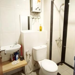 MD Room Apartemen Grand Kamala Lagoon Apartment in West Java
