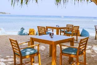 Laura Villa 1 BR Private Pool at Gili Air  Y039A Vacation rental in Pemenang